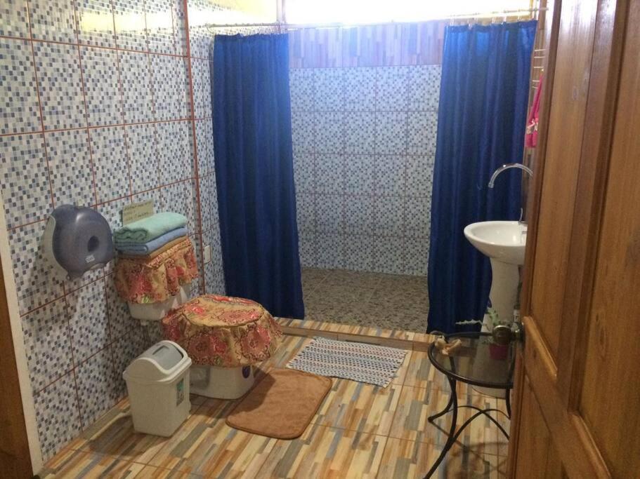 Potrero  Hospedaje Valencia Osa, Cr מראה חיצוני תמונה