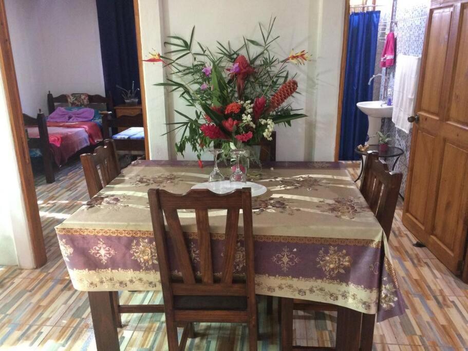 Potrero  Hospedaje Valencia Osa, Cr מראה חיצוני תמונה
